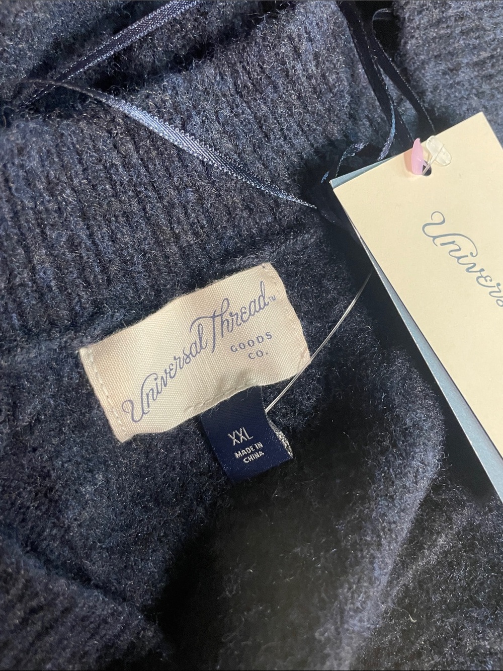 Universal Thread Oversized Navy Cable-Knit V-Neck Sweater Vest Var Sizes NWT - Picture 5 of 5